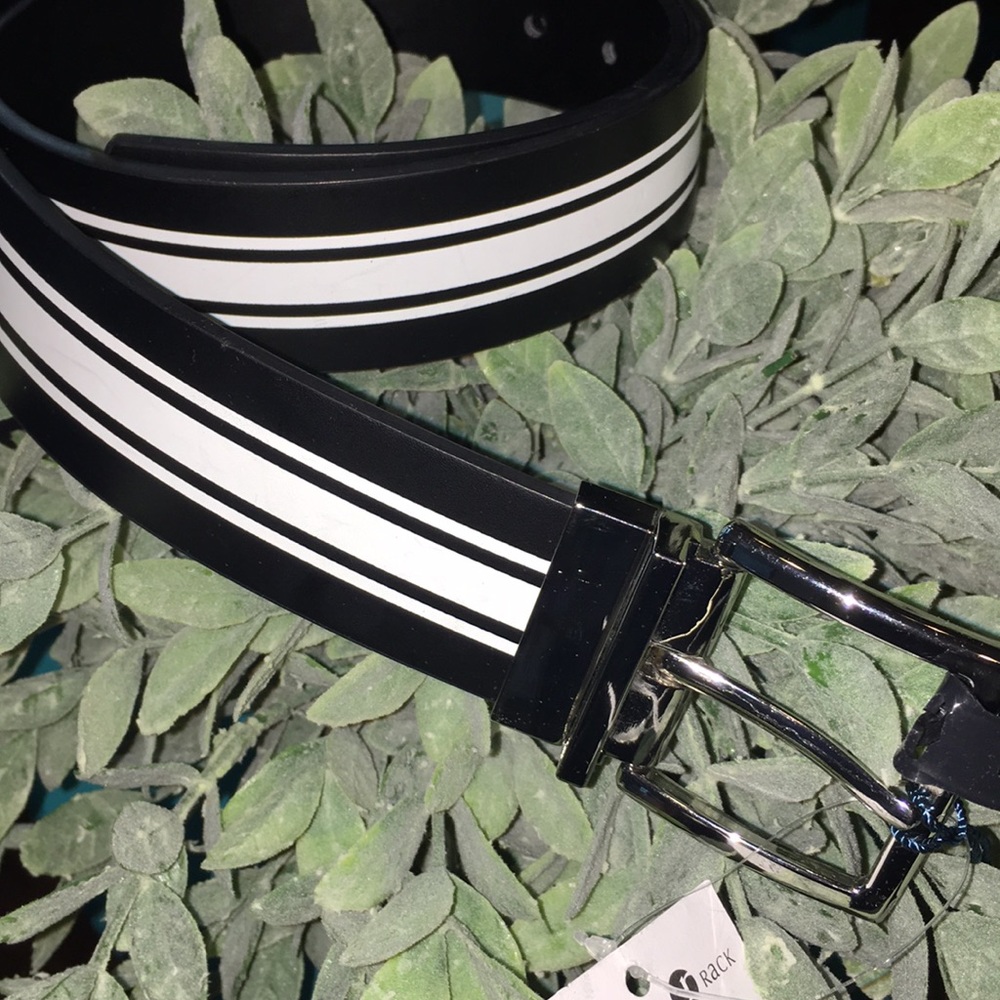 NWT Reversible Black and White Wide Belt Size M